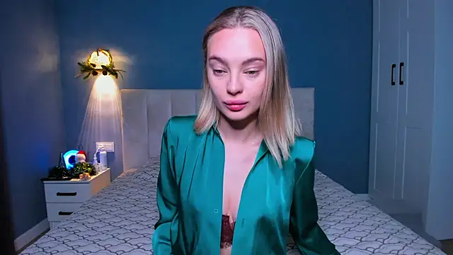 OliviaReece online show from 01-13-26, 07:12