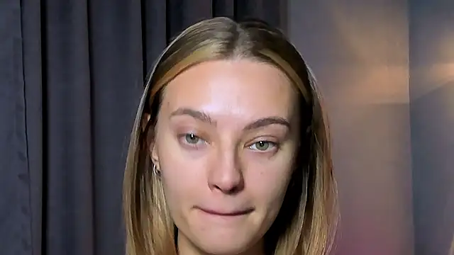 OliviaReece online show from 12-18-25, 07:02