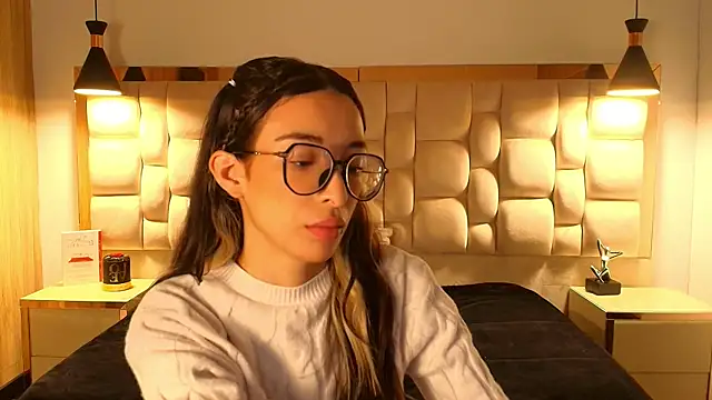 Emilia Bons online show from 02-09-26, 02:15