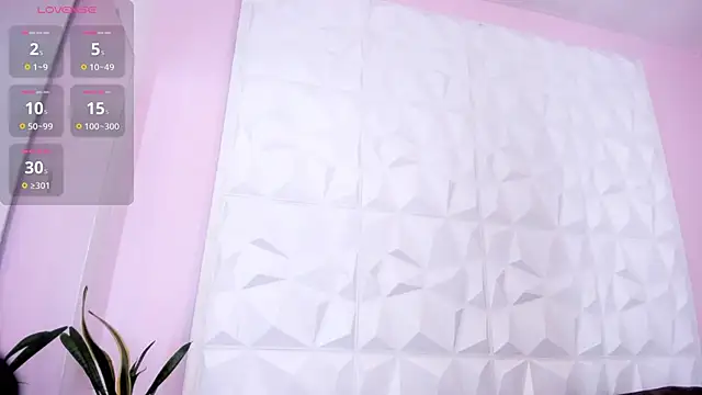 HannahToons online show from 10-29-25, 03:49