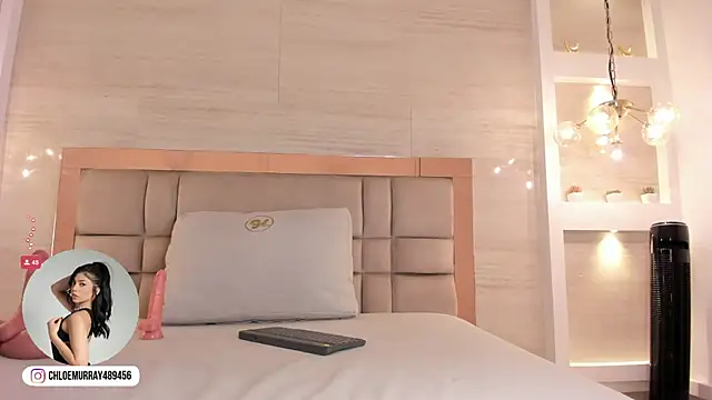 chloe murray online show from 03-28-26, 11:44