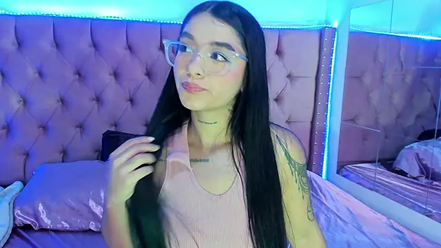 sara ramirez01 online show from 09-09-25, 01:27