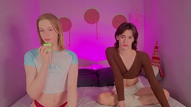 Olivia-Pink online show from 01-10-26, 09:32