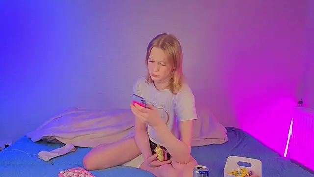 Olivia-Pink online show from 03-20-26, 03:24