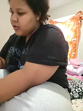 chocolate bella online show from 03-13-26, 04:45