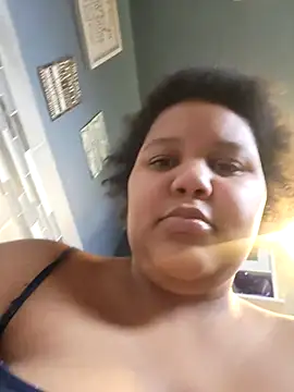 chocolate bella online show from 02-21-26, 05:15