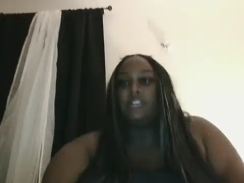 Cocomamii1 online show from 10-19-25, 02:25