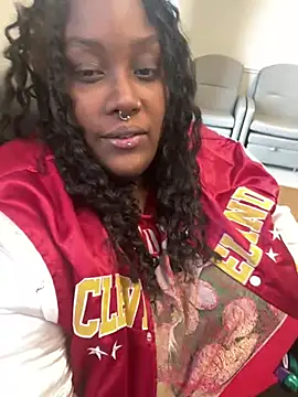 Cocomamii1 online show from 02-08-26, 02:48