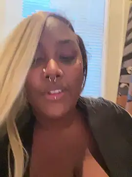 Cocomamii1 online show from 06-02-26, 12:54