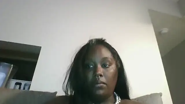 Cocomamii1 online show from 09-19-25, 02:59