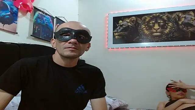 coplehot27 online show from 06-18-26, 04:23
