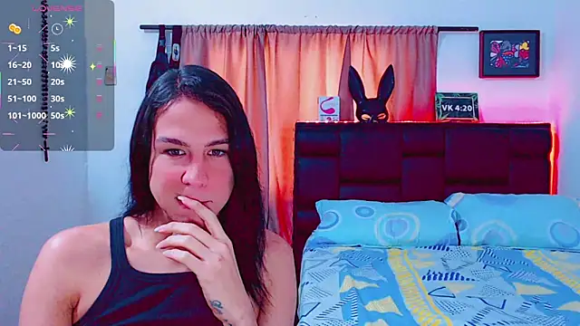 Snapshot of Azley_sweet chatting on 03-18-25, 01:55 Azley sweet online show from 03-18-25, 01:55