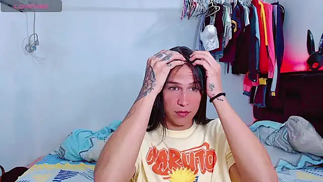 Snapshot of Azley_sweet chatting on 06-04-26, 06:56 Azley sweet online show from 06-04-26, 06:56