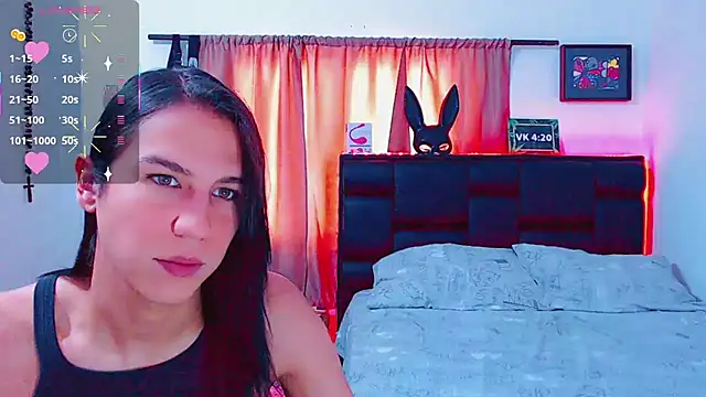 Snapshot of Azley_sweet chatting on 03-13-25, 01:18 Azley sweet online show from 03-13-25, 01:18