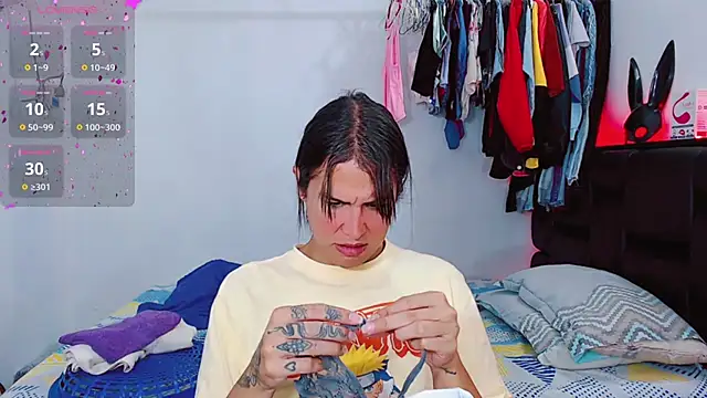 Snapshot of Azley_sweet chatting on 07-06-26, 02:35 Azley sweet online show from 07-06-26, 02:35