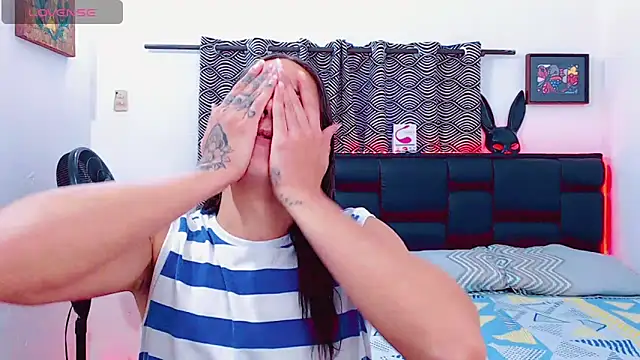 Azley sweet online show from 04-01-26, 06:49