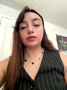 Snapshot of CharmingMaddie chatting on 09-15-25, 04:18 CharmingMaddie online show from 09-15-25, 04:18