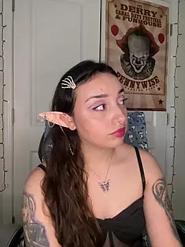 CharmingMaddie online show from 03-28-26, 08:54