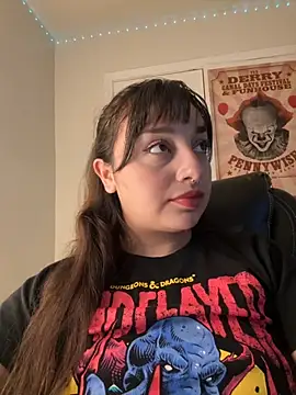 Snapshot of CharmingMaddie chatting on 10-16-25, 11:24 CharmingMaddie online show from 10-16-25, 11:24
