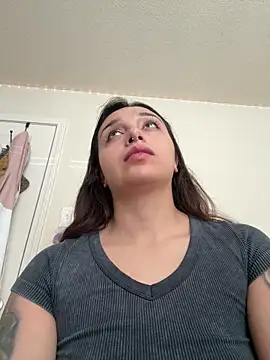 CharmingMaddie online show from 05-17-26, 03:56