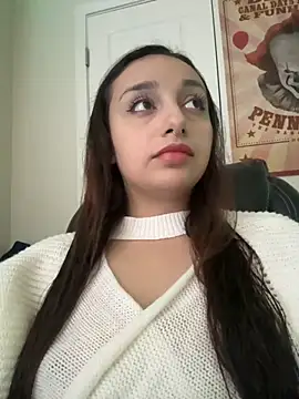 CharmingMaddie online show from 11-02-25, 08:36