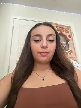 Snapshot of CharmingMaddie chatting on 09-08-25, 04:28 CharmingMaddie online show from 09-08-25, 04:28