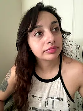 CharmingMaddie online show from 12-20-25, 06:22