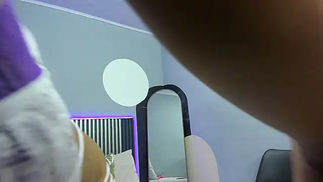 Violett Salvatore online show from 03-26-26, 03:21