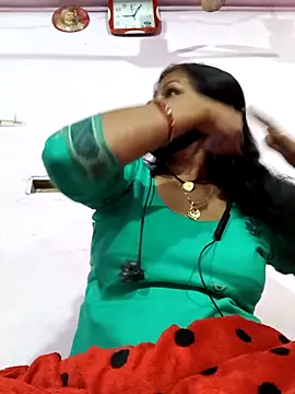 Love-pari077 online show from 02-14-26, 03:34