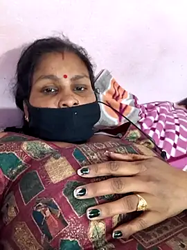 Love-pari077 online show from 02-05-26, 02:35