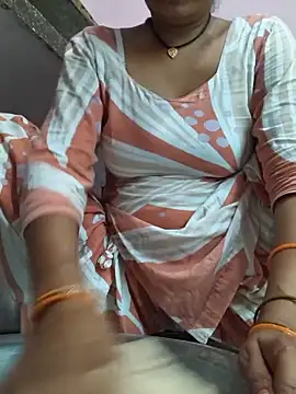 Love-pari077 online show from 06-07-26, 01:49