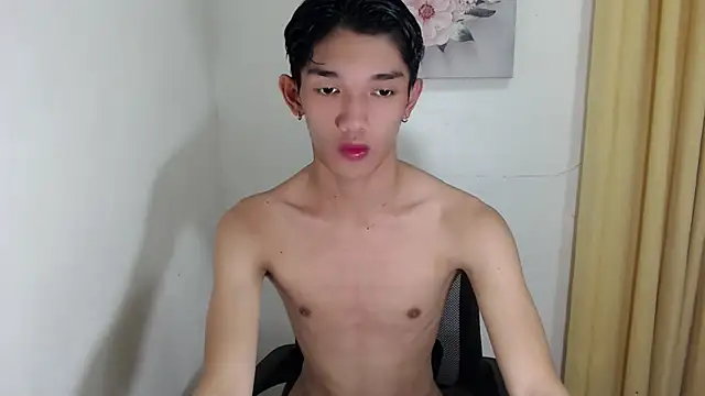 Snapshot of fuckerfriendsxx chatting on 09-24-25, 06:42 fuckerfriendsxx online show from 09-24-25, 06:42