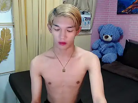 Snapshot of fuckerfriendsxx chatting on 05-04-26, 03:54 fuckerfriendsxx online show from 05-04-26, 03:54