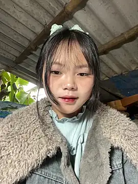 Snapshot of AdamLazis chatting on 02-11-26, 01:05 AdamLazis online show from 02-11-26, 01:05