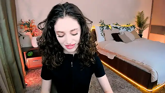 ChristinaConteeree online show from 09-13-25, 04:18