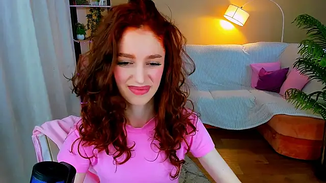 ChristinaConteeree online show from 10-11-25, 11:22