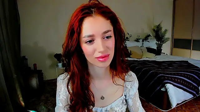 ChristinaConteeree online show from 01-18-26, 04:27