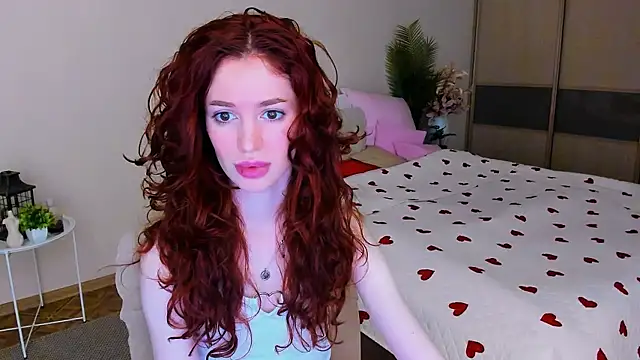 ChristinaConteeree online show from 05-10-26, 04:38