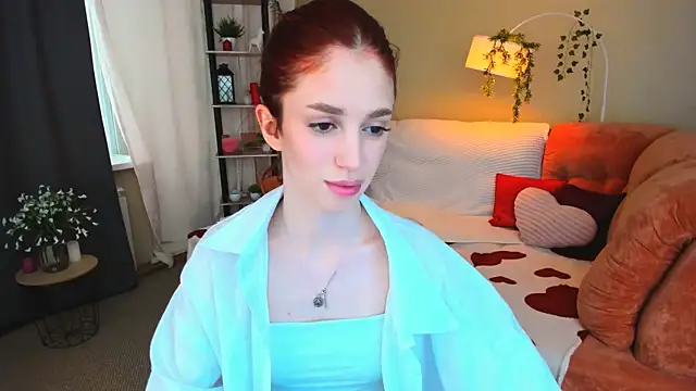 Snapshot of ChristinaConteeree chatting on 06-18-26, 10:09 ChristinaConteeree online show from 06-18-26, 10:09