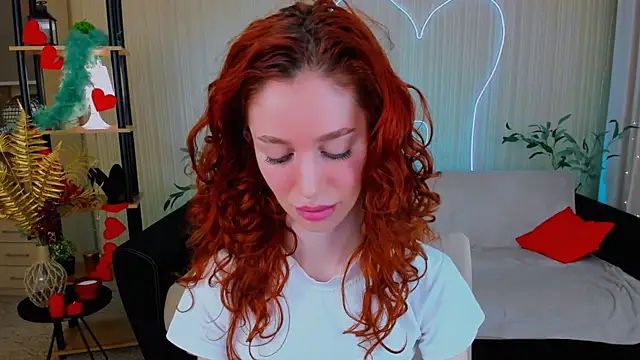 Snapshot of ChristinaConteeree chatting on 07-16-26, 07:22 ChristinaConteeree online show from 07-16-26, 07:22