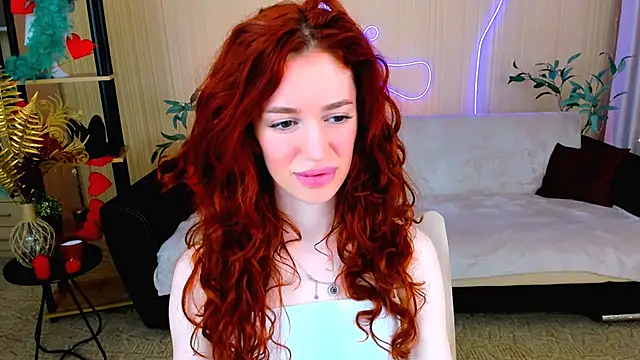 Snapshot of ChristinaConteeree chatting on 06-27-26, 07:20 ChristinaConteeree online show from 06-27-26, 07:20