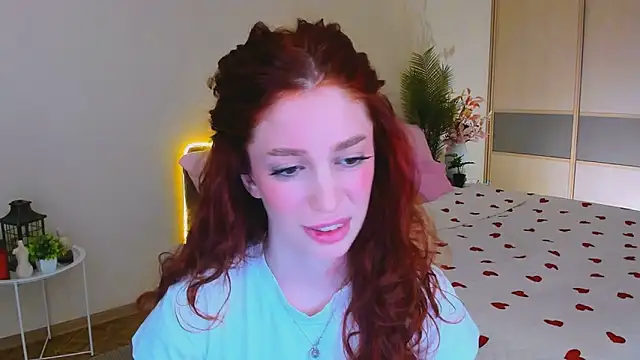 ChristinaConteeree online show from 05-08-26, 07:17