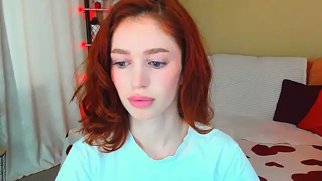 Snapshot of ChristinaConteeree chatting on 07-06-26, 11:28 ChristinaConteeree online show from 07-06-26, 11:28