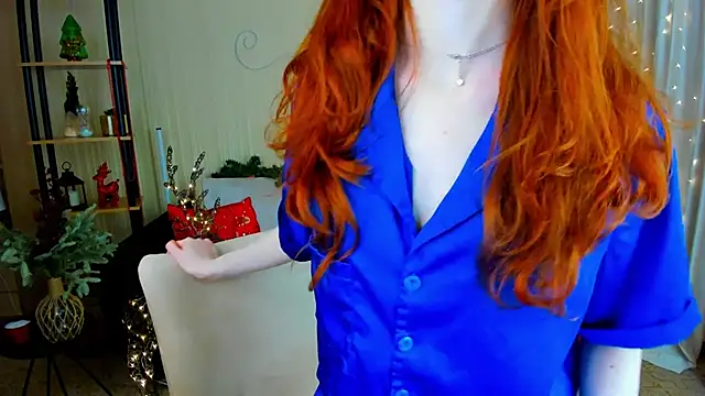 ChristinaConteeree online show from 12-19-25, 01:24