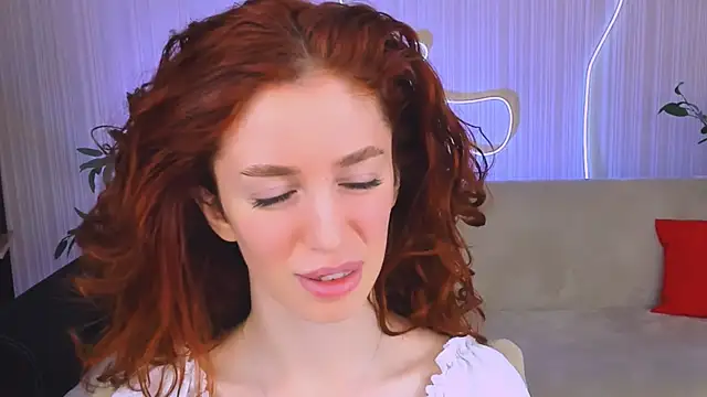 Snapshot of ChristinaConteeree chatting on 06-24-26, 07:33 ChristinaConteeree online show from 06-24-26, 07:33