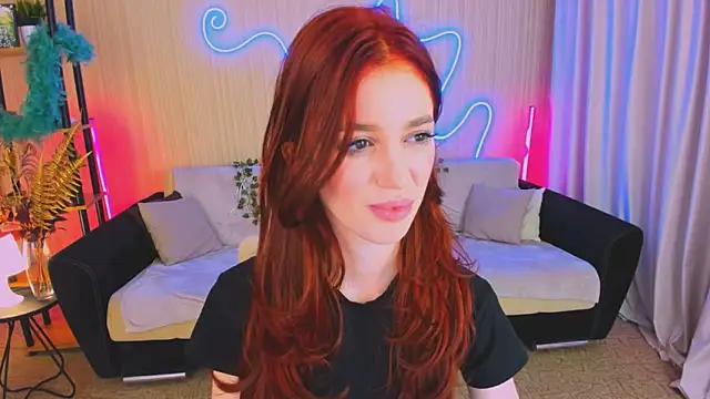 ChristinaConteeree online show from 10-13-25, 08:10