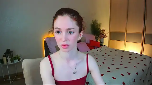 ChristinaConteeree online show from 05-15-26, 04:49