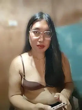 Snapshot of Romantic_Sabrina chatting on 05-30-26, 03:02 Romantic Sabrina online show from 05-30-26, 03:02