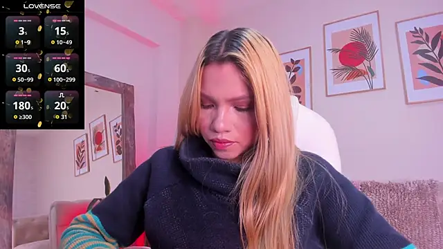 victoria giraldo online show from 11-08-25, 05:11