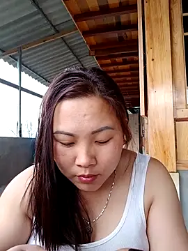 Snapshot of Love-Ly99 chatting on 03-02-26, 10:00 Love-Ly99 online show from 03-02-26, 10:00